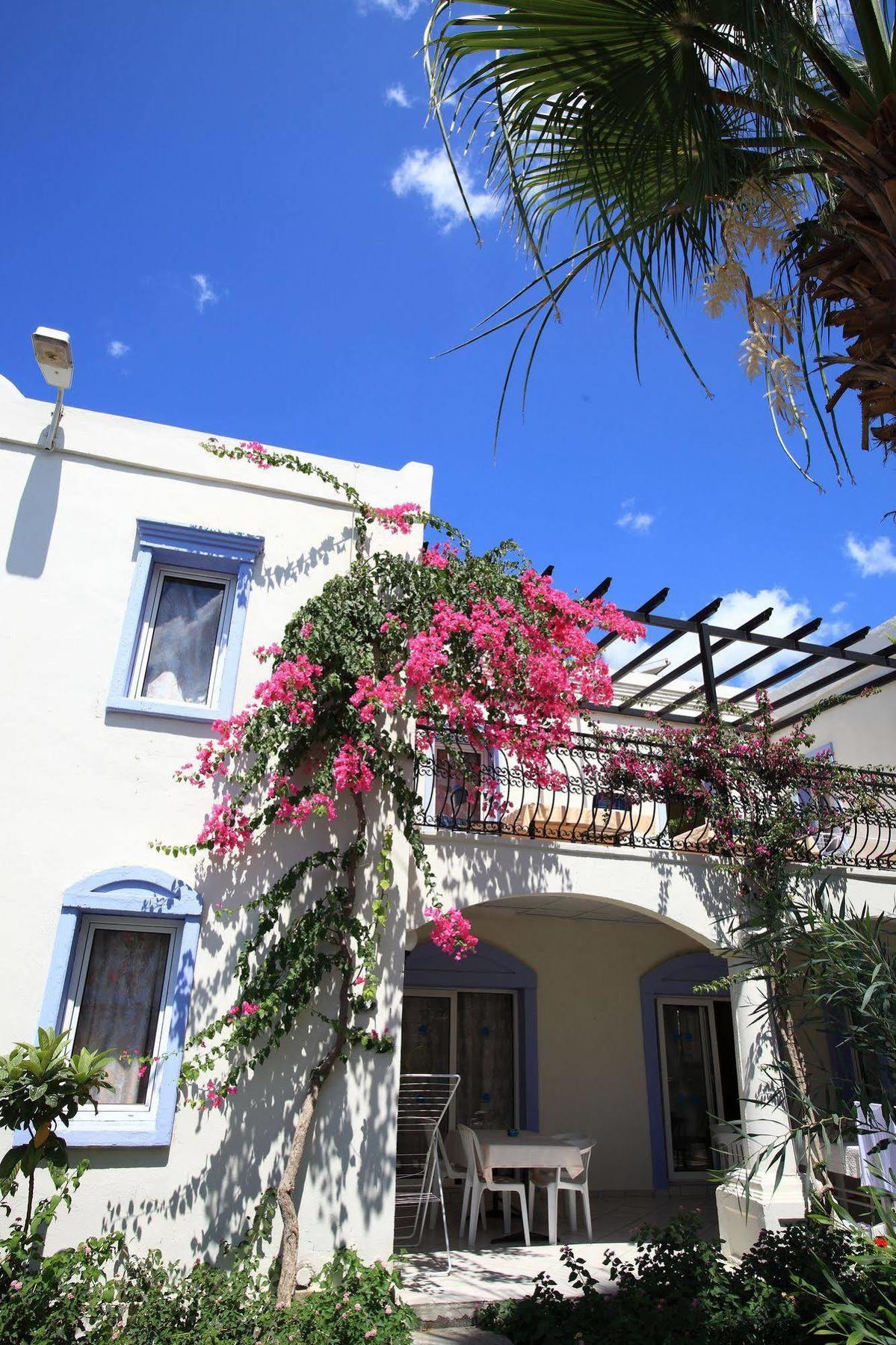 גומבט Club Paloma Apartment מראה חיצוני תמונה